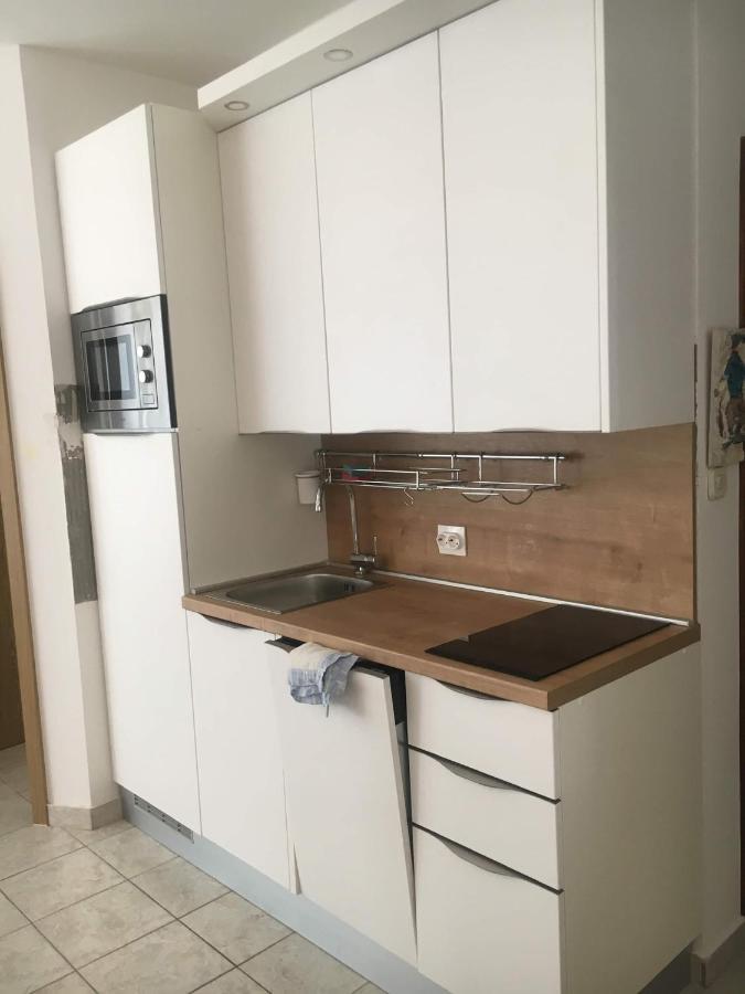 Olivia, Seaside Apartment In Medulin, Croatia Екстериор снимка