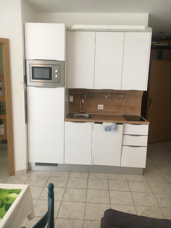 Olivia, Seaside Apartment In Medulin, Croatia Екстериор снимка